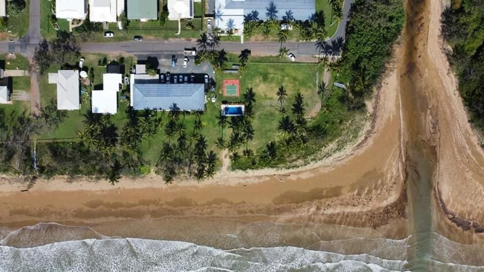 Sarina Beach Motel Grasstree Beach ภายนอก รูปภาพ