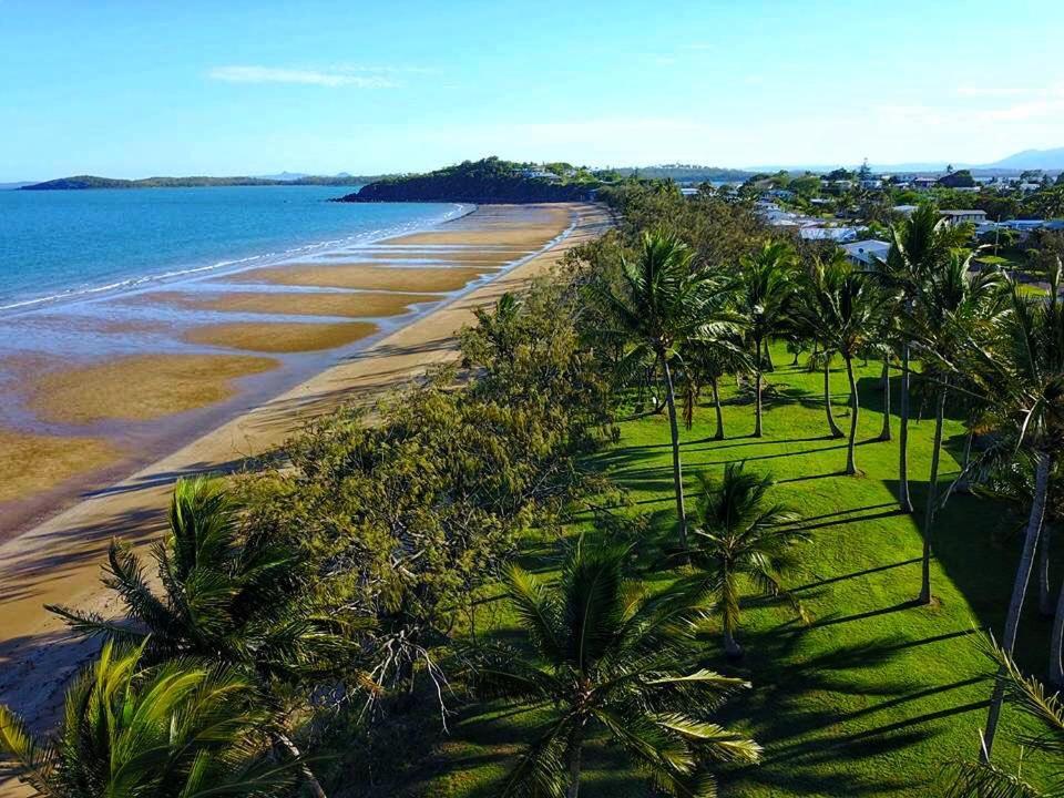 Sarina Beach Motel Grasstree Beach ภายนอก รูปภาพ
