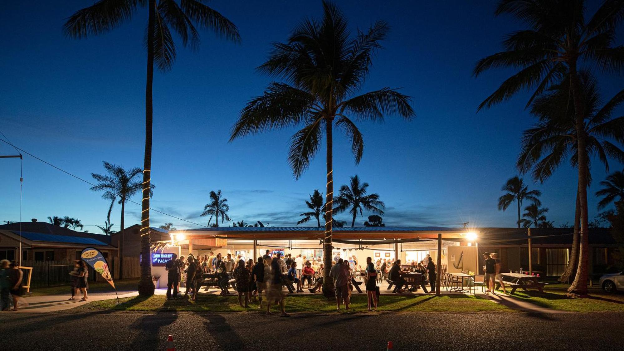Sarina Beach Motel Grasstree Beach ภายนอก รูปภาพ