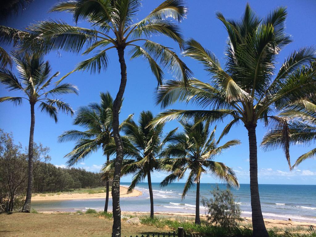 Sarina Beach Motel Grasstree Beach ภายนอก รูปภาพ